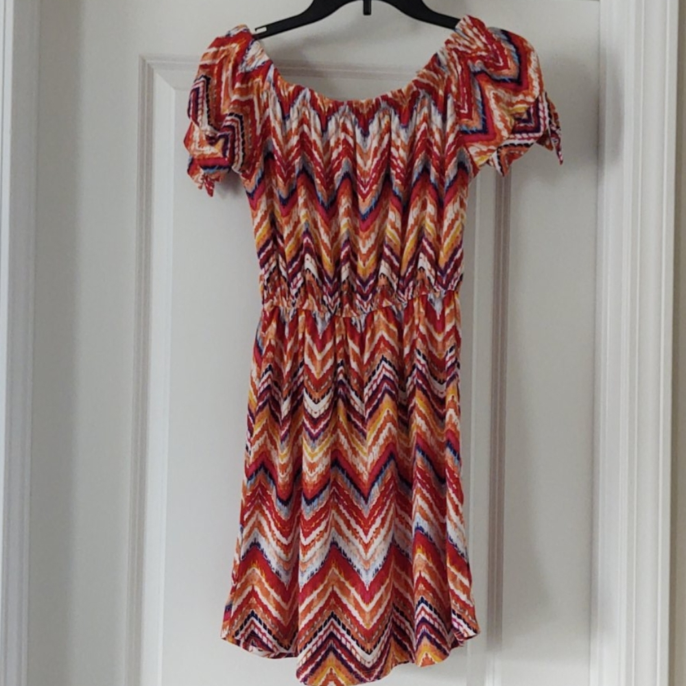 Dress - Picture 2 of 2